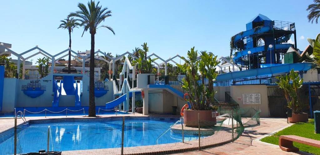 Apartamento Benal beach vista al mar y parque acuático Benalmádena Exterior foto