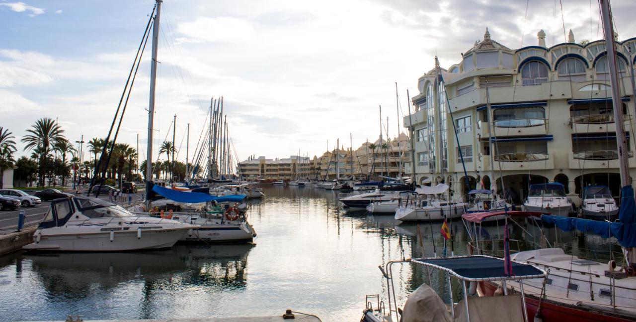 Benal beach vista al mar y parque acuático Benalmádena Exterior foto